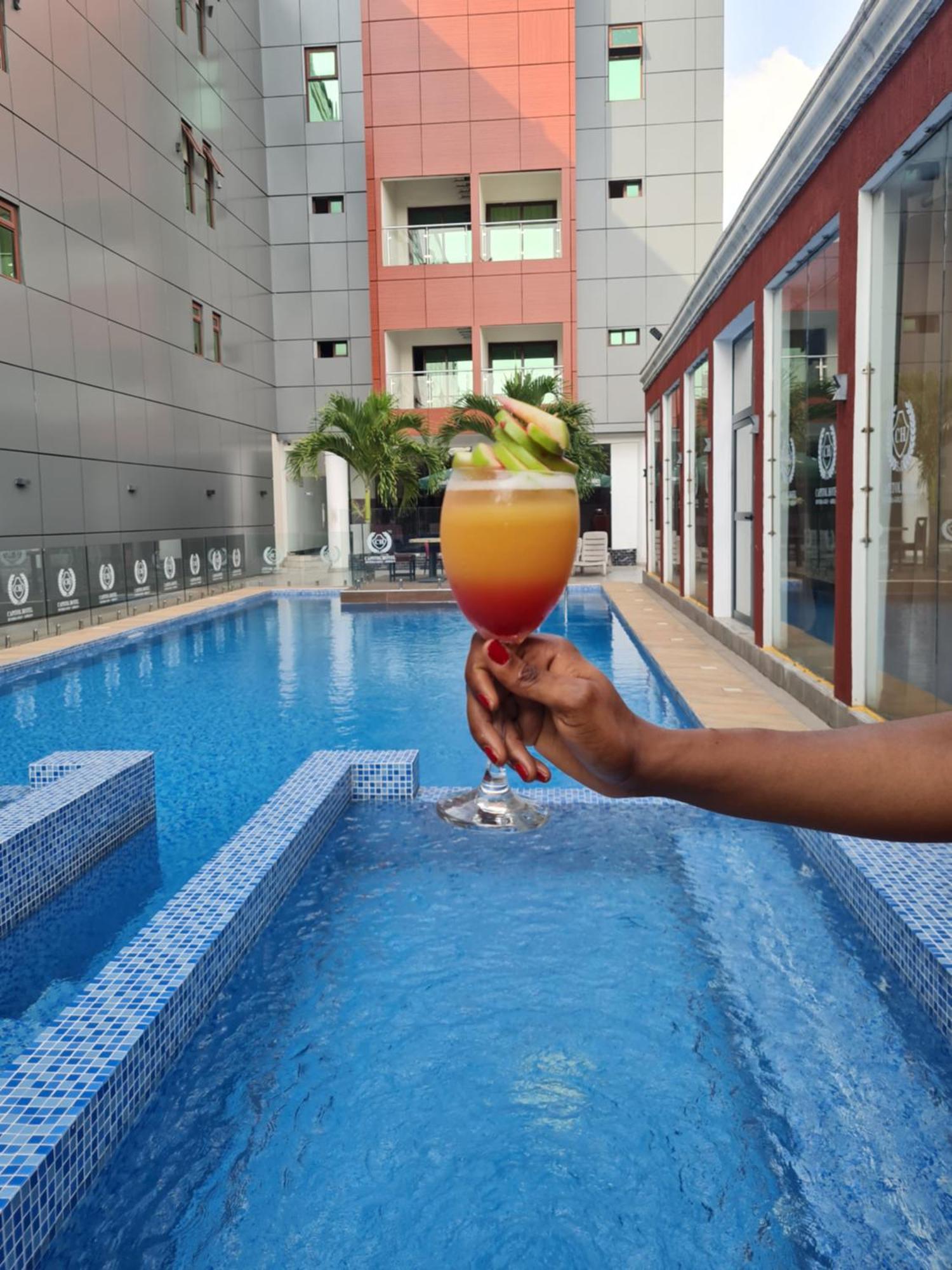 Capitole Hotel Abidjan Exterior photo